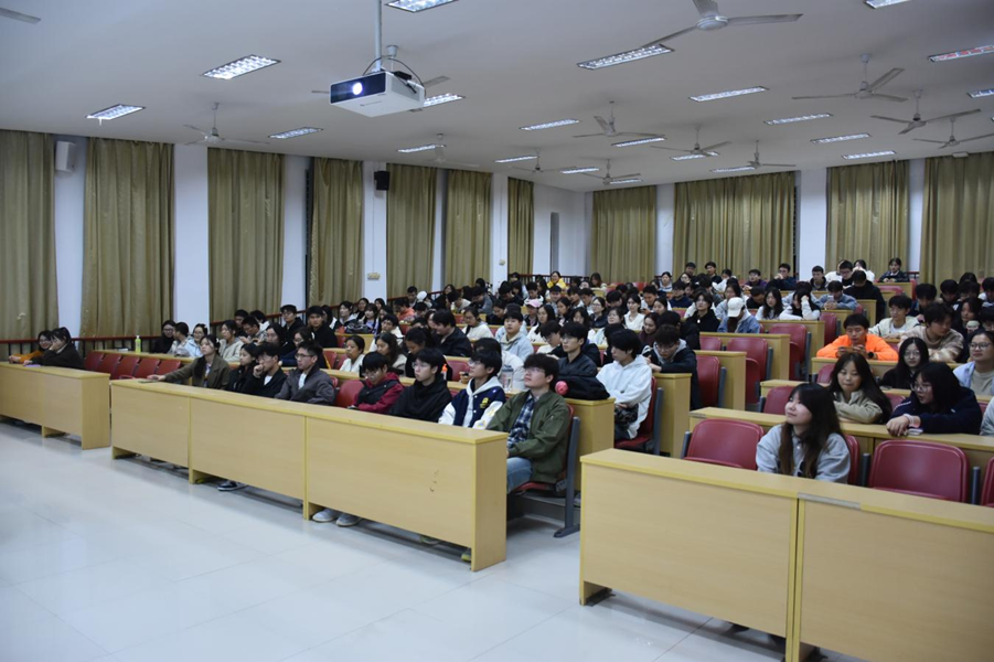 分享会现场(惠济校区)(1).png 分享会现场(惠济校区)(1).png